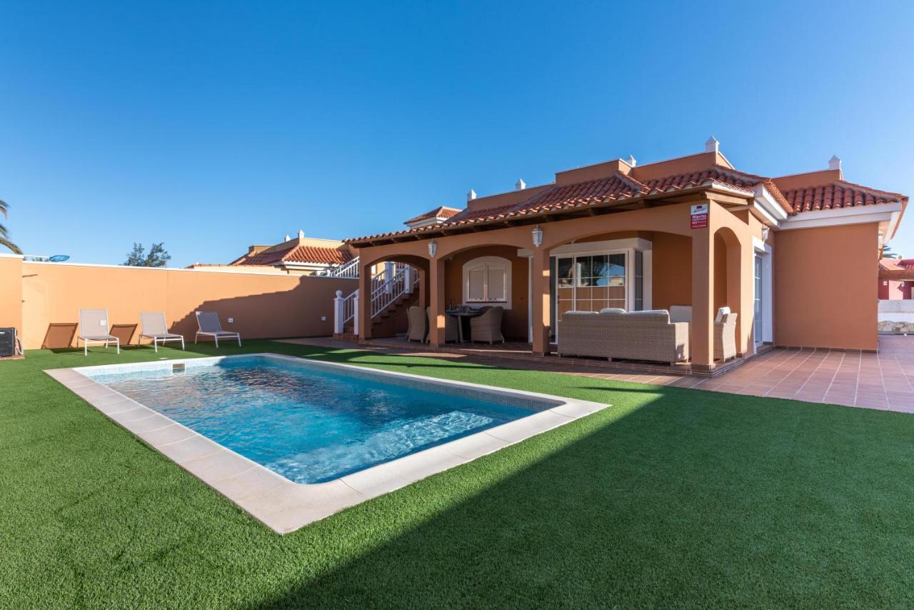 Villa Cayetana กาเลตาเดฟุสเต ภายนอก รูปภาพ
