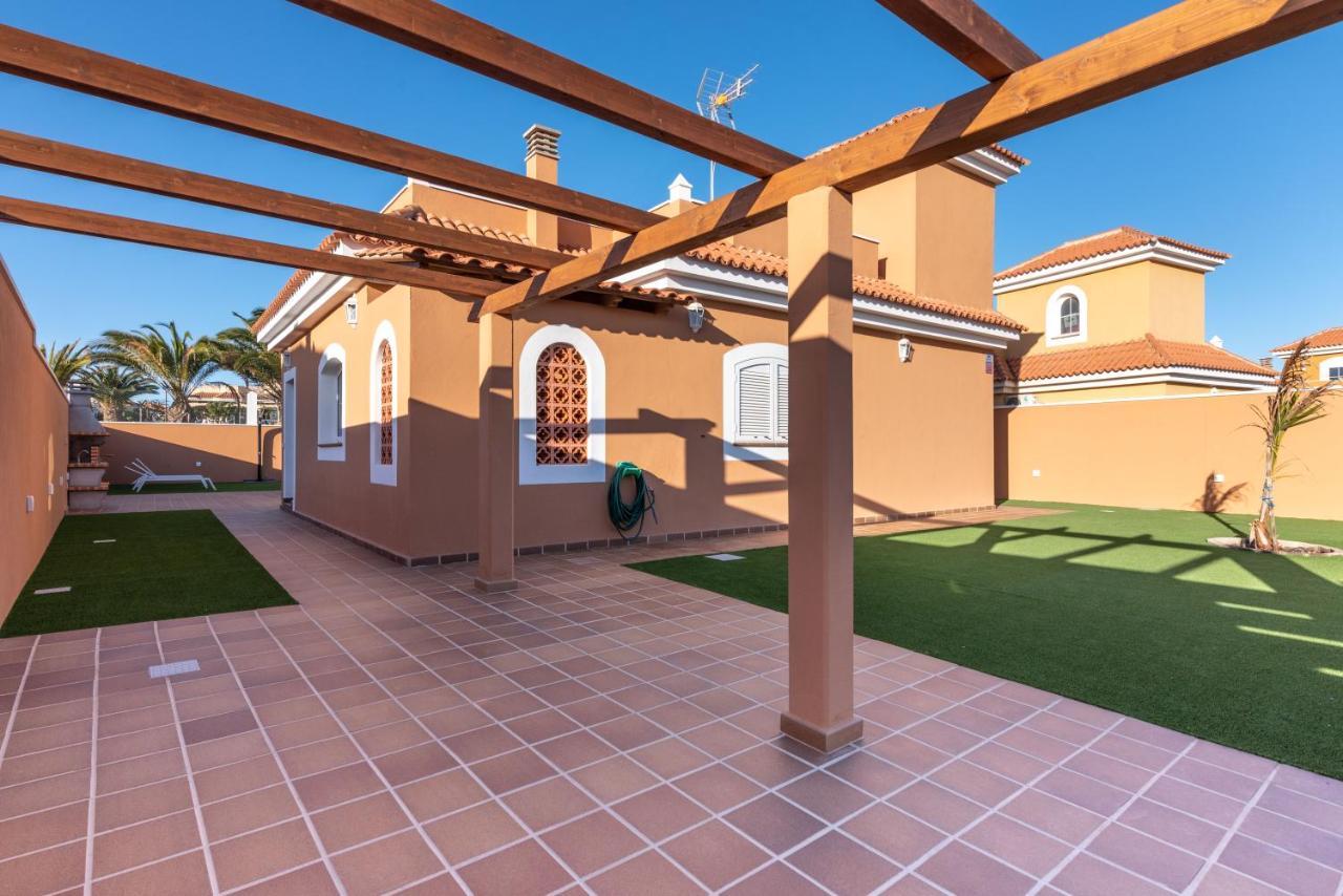 Villa Cayetana กาเลตาเดฟุสเต ภายนอก รูปภาพ
